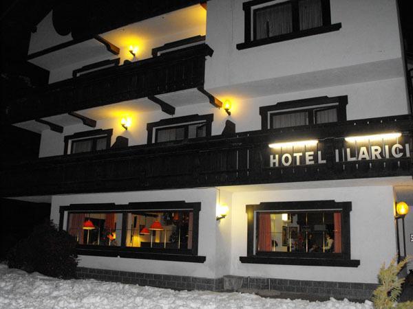 Hotel I Larici Bardonecchia Ngoại thất bức ảnh
