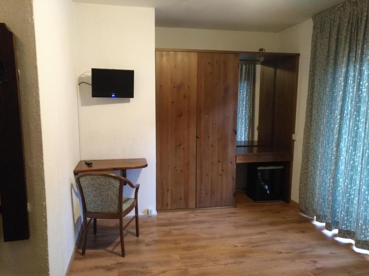 Hotel I Larici Bardonecchia Ngoại thất bức ảnh